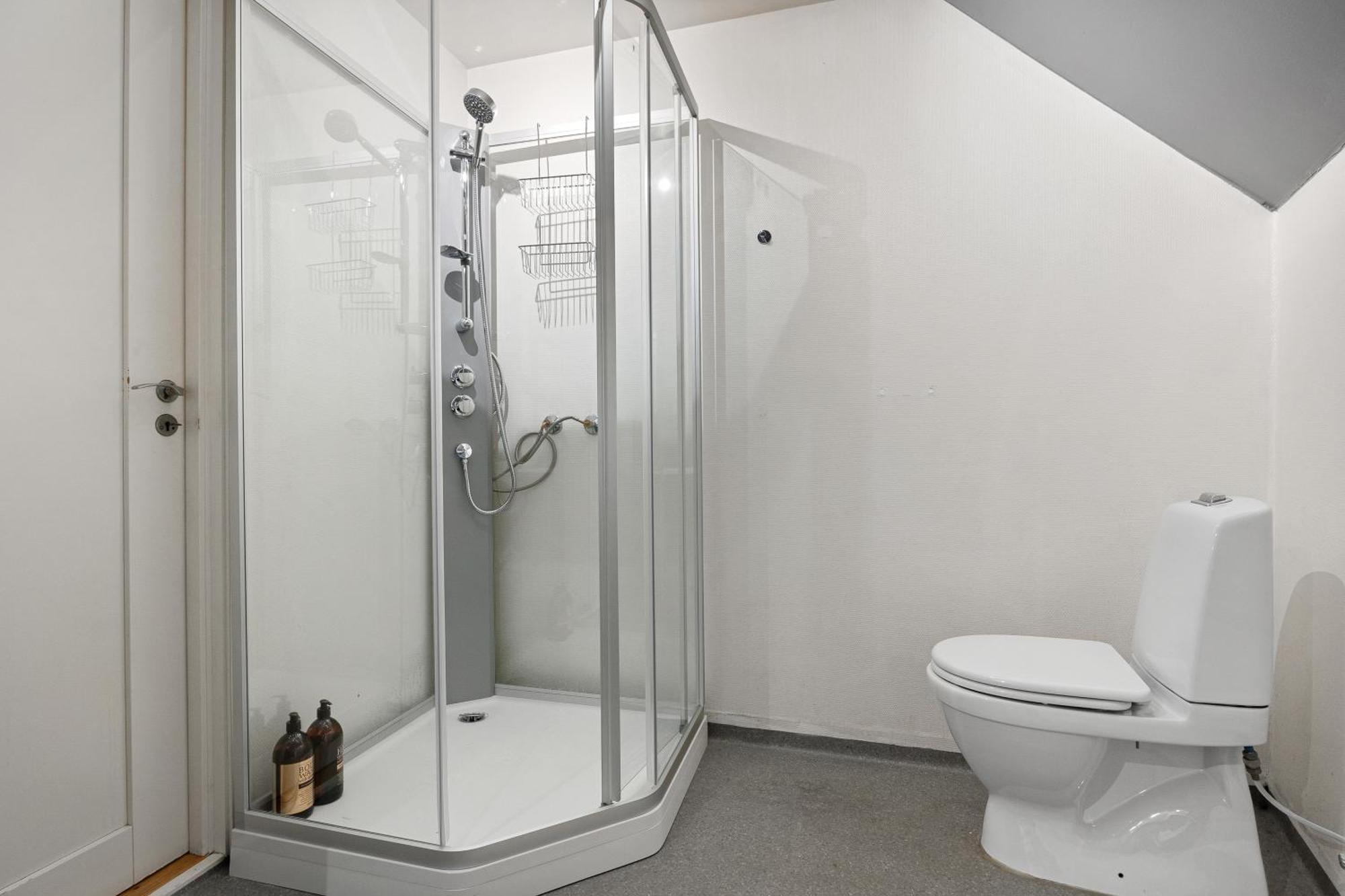 100Sqm 5Br Behind Bryggen - King Beds - Family Friendly Apartment Bergen Bagian luar foto